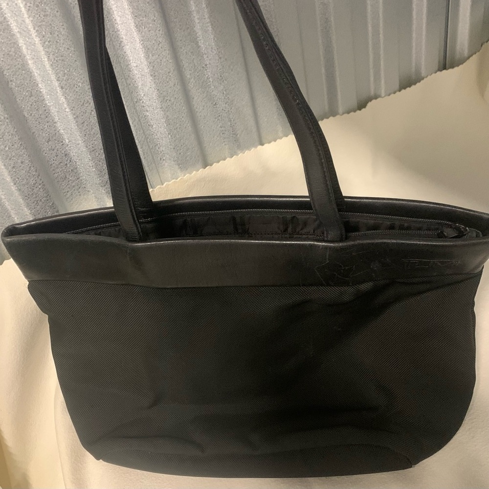 Tumi Tote Shoulder Bag Ballistic Nylon Leather Travel Carry On Black 4362D3